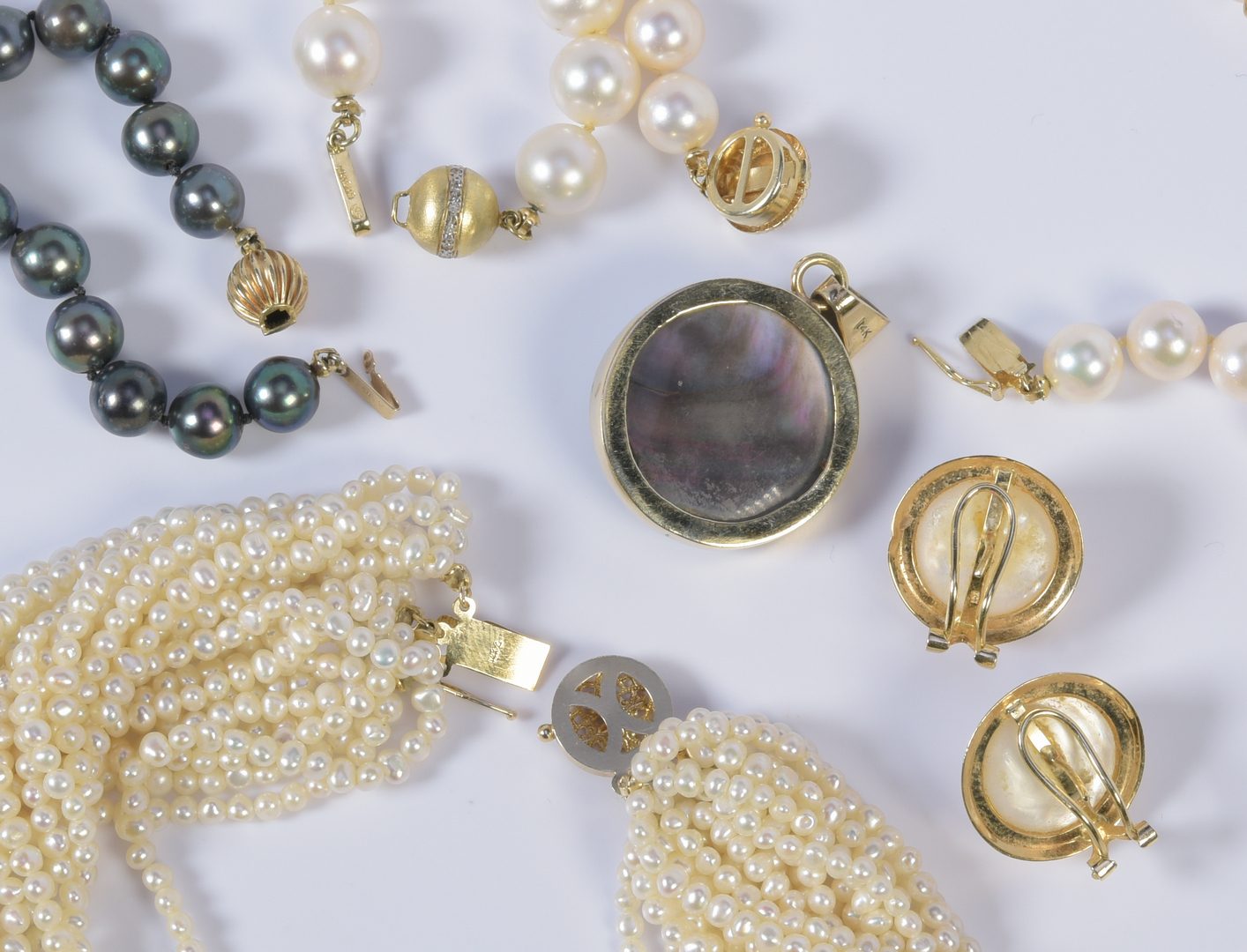 Lot 943: Group of Pearl Jewelry, 8 items