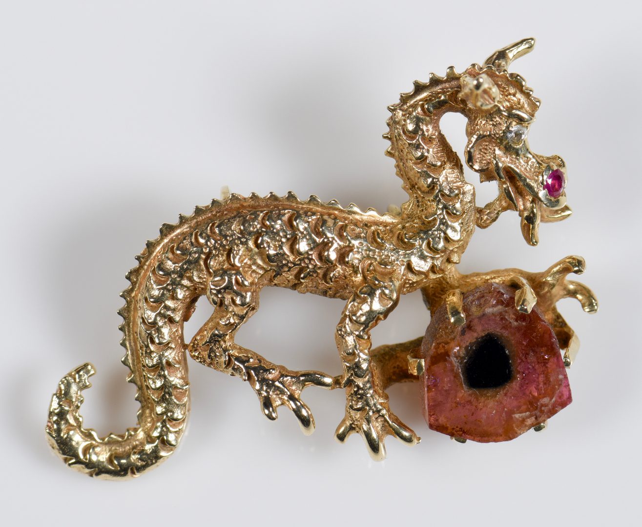 Lot 953: 3 14K Dragon Pendants with chain