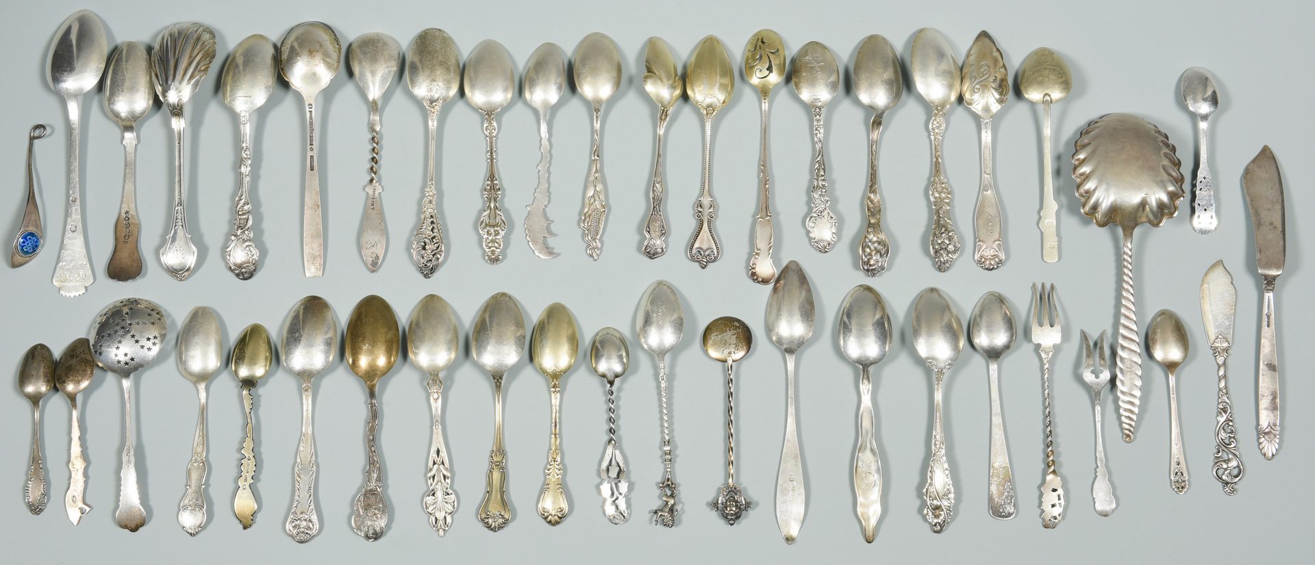 Lot 996: Assorted World Silver Flatware, 43 items