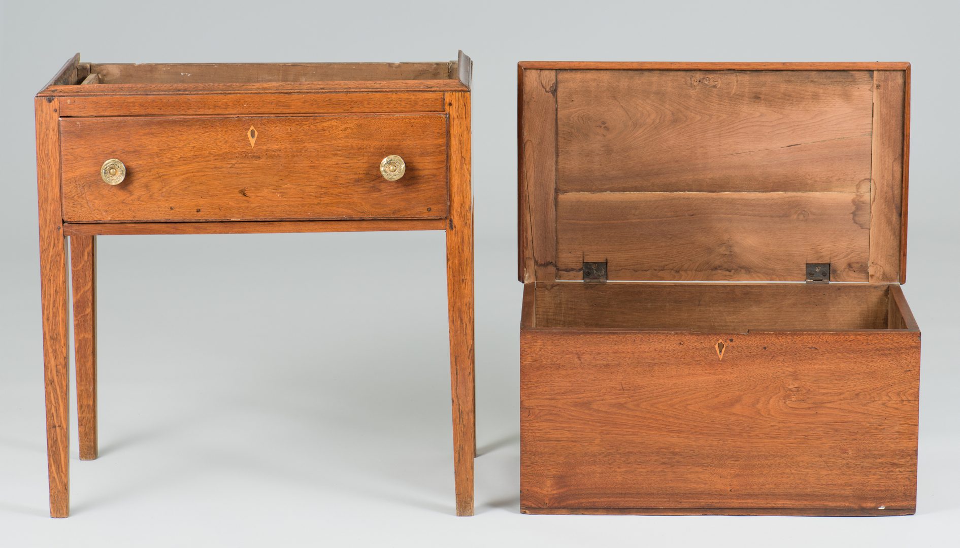 Lot 113: TN Federal Cellaret or Liquor Stand