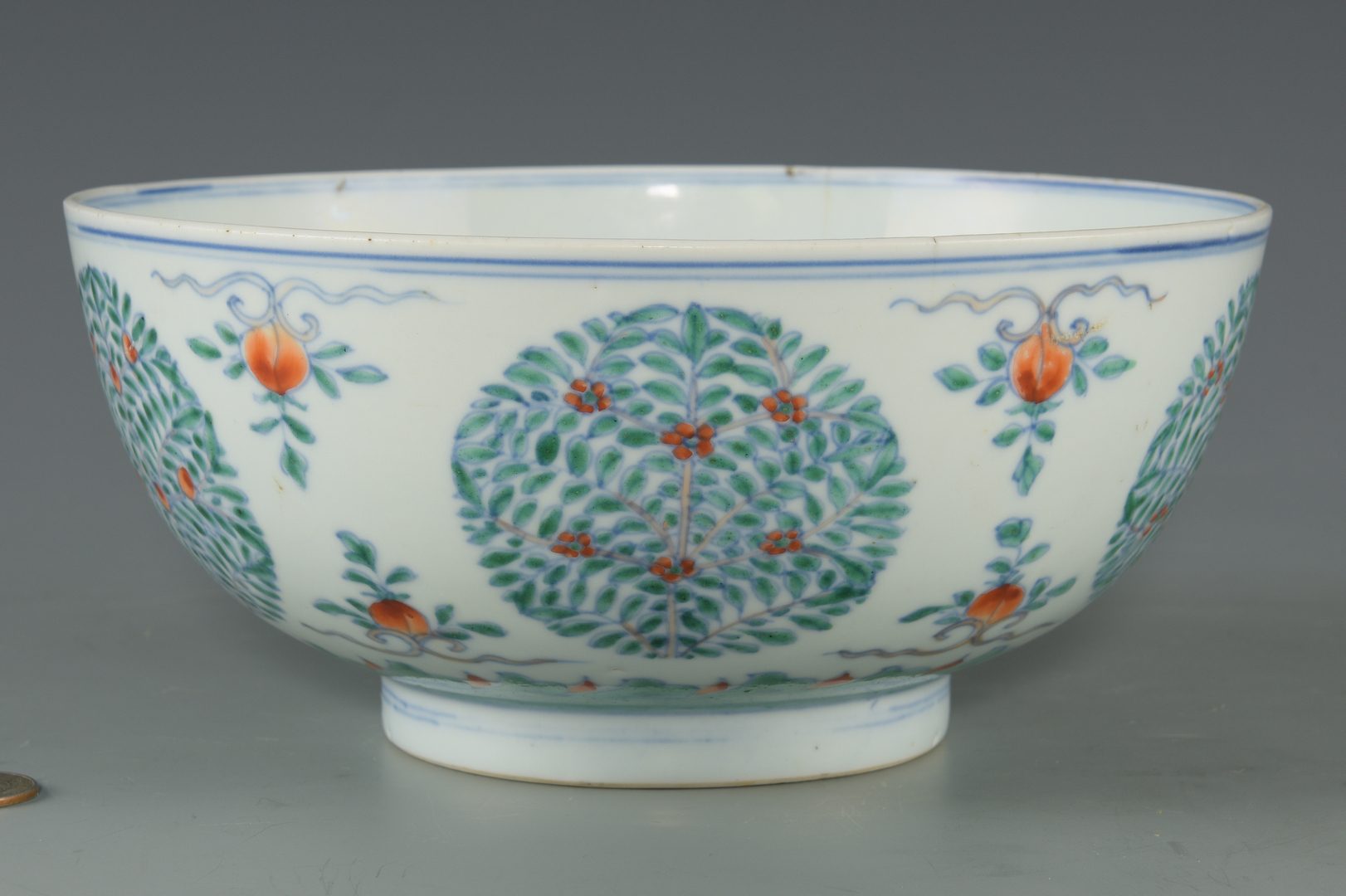 Lot 257: 3 Chinese Porcelain Items