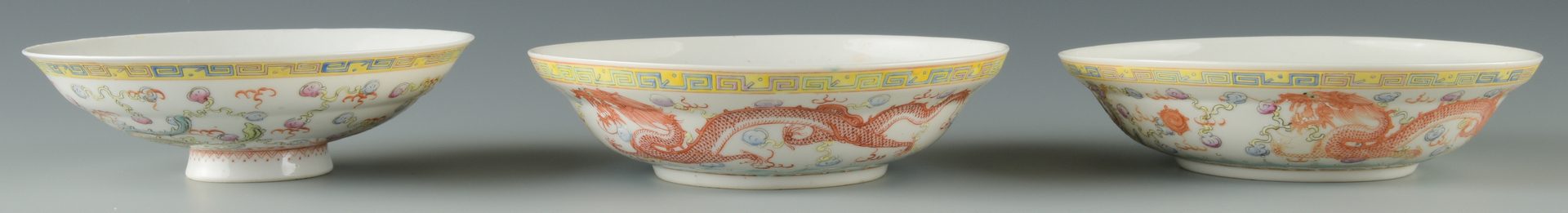 Lot 264: 2 Chinese Porcelain Dragon Bowls