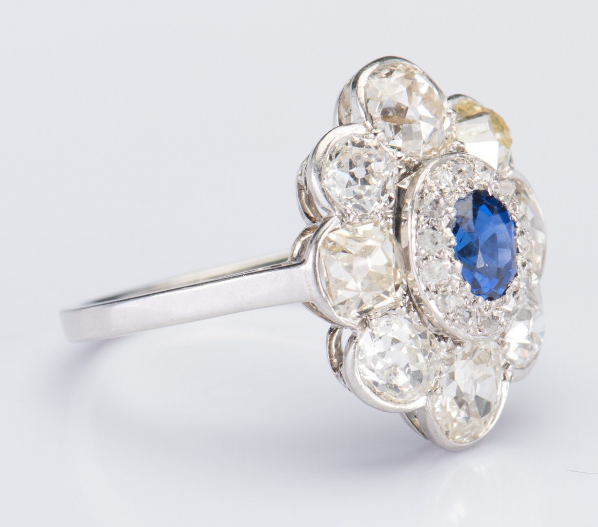 Lot 311: Vintage Diamond Sapphire Ring