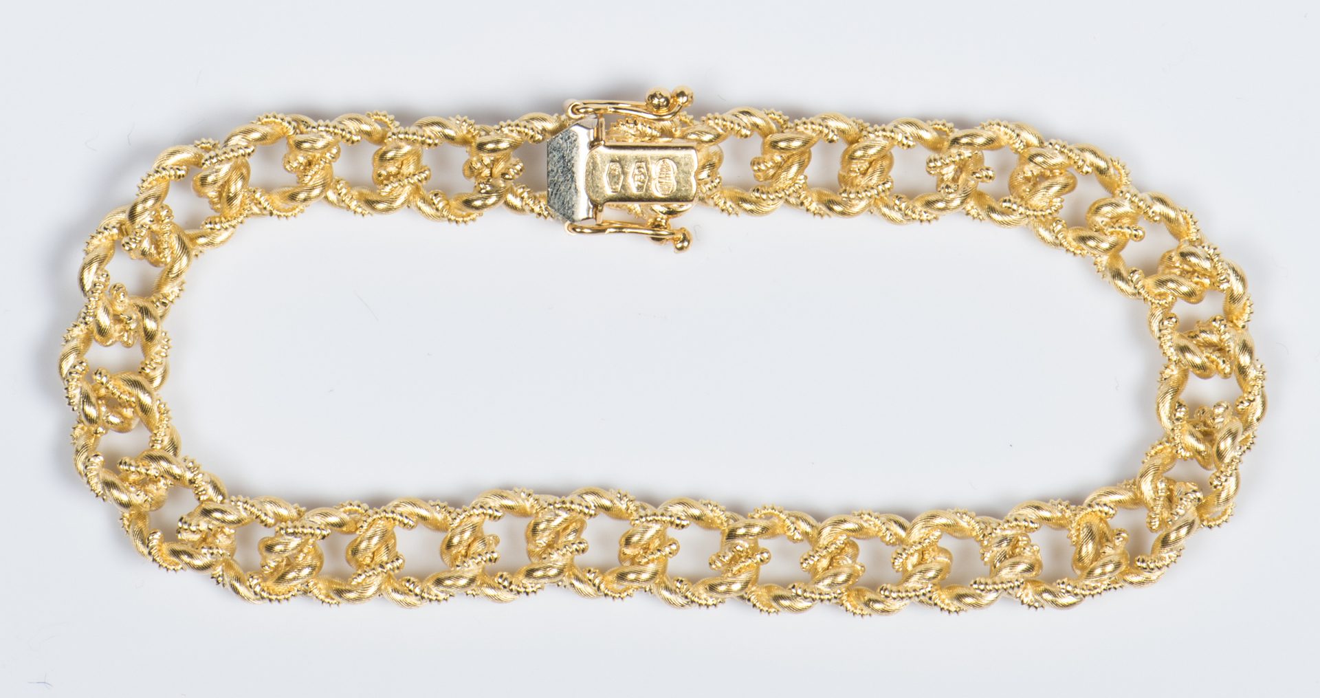 Lot 317: 18K Italian Gold Link Bracelet