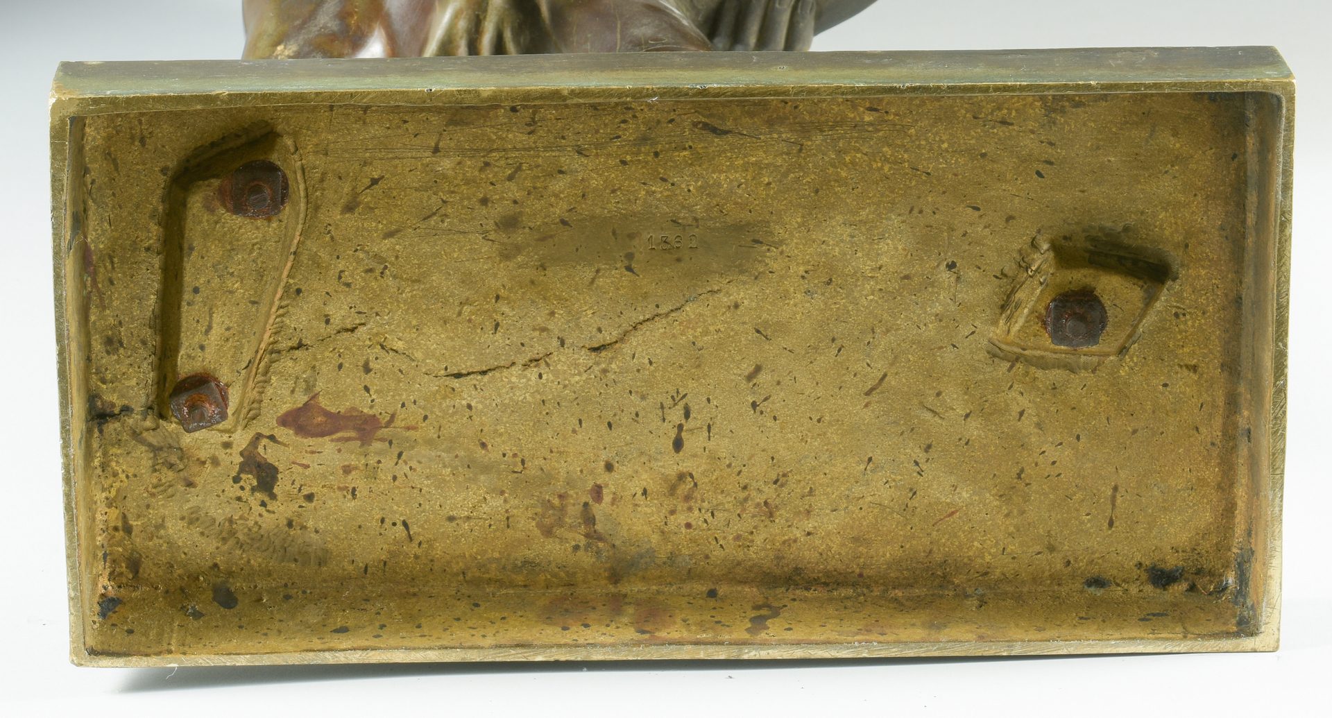 Lot 385: Manette de Lyee de Belleau Bronze