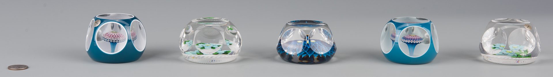 Lot 683: 9 St. Louis (France) Paperweights