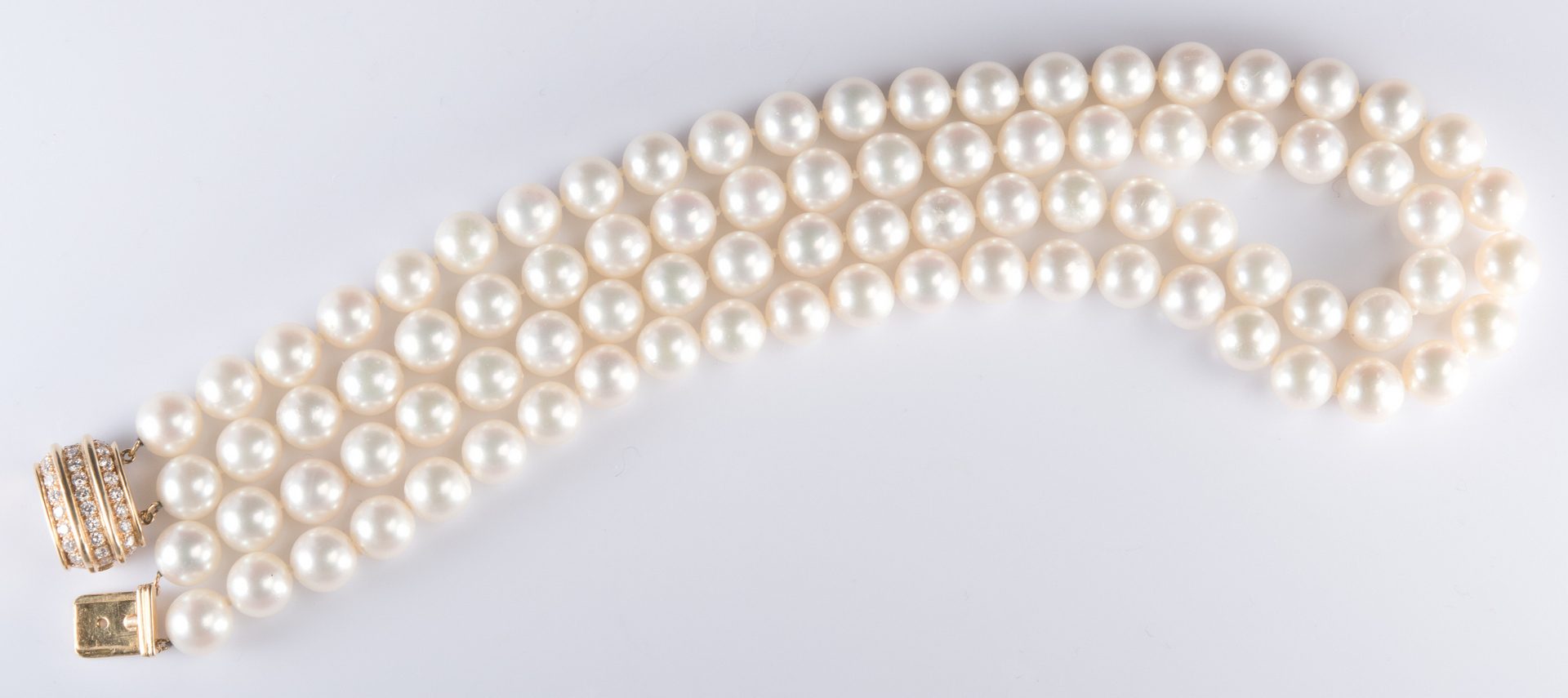 Lot 707: 8 mm Pearls, 14K Diamond Clasp
