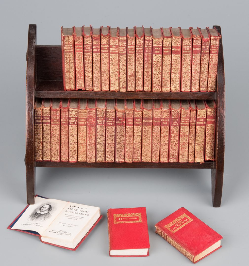 Lot 858: Miniature Book Set: Shakespeare's Complete Works