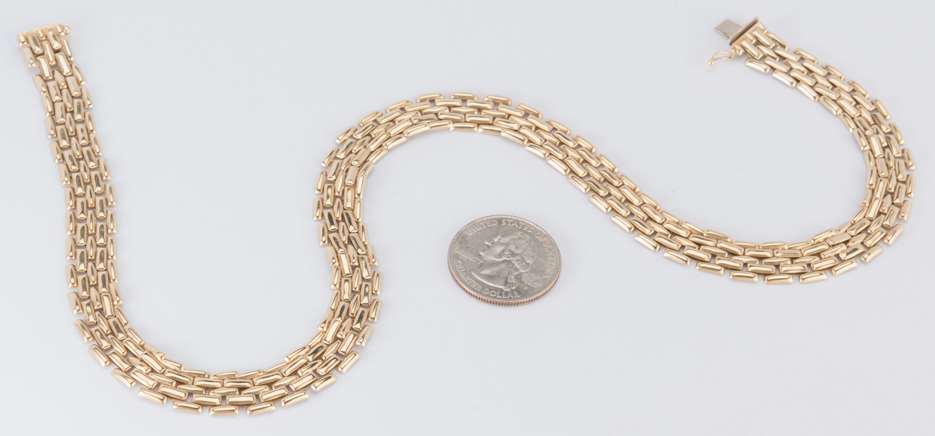 Lot 885: 14K Italian Collar Necklace