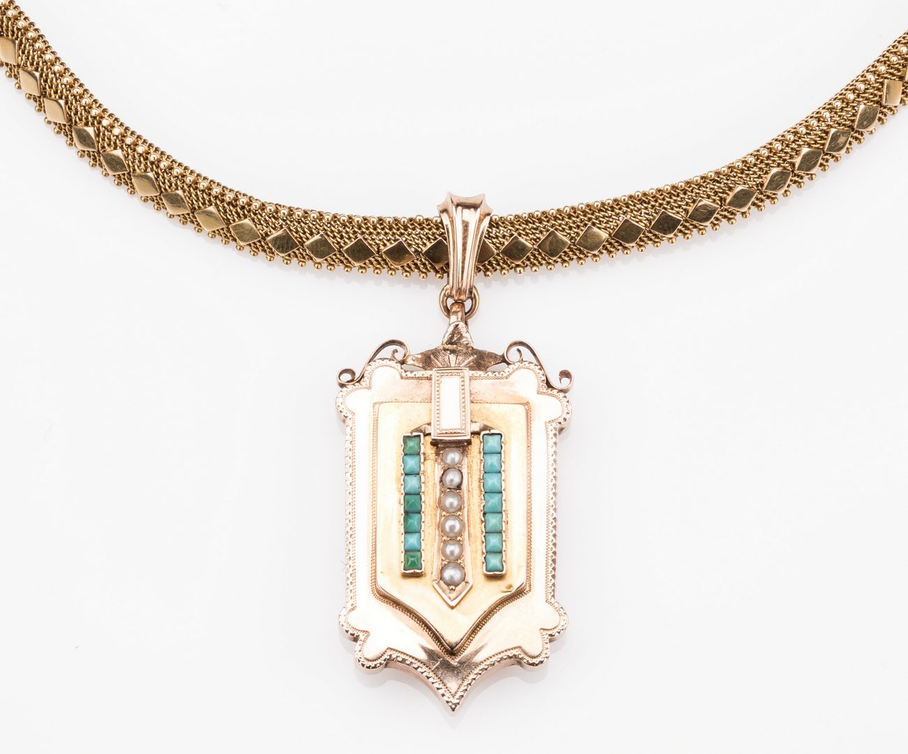 Lot 250: French 18k Victorian Gold Necklace, Locket