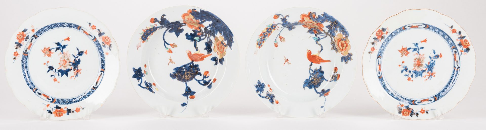 Lot 315: 4 Chinese Imari 18th cent. Porcelain items