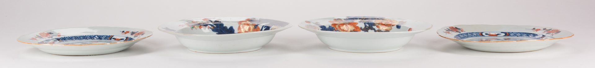 Lot 315: 4 Chinese Imari 18th cent. Porcelain items
