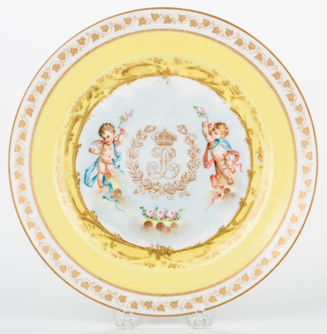 Lot 326: Sevres Chateau Tuileries Plates & Fruit Bowl, 5 items