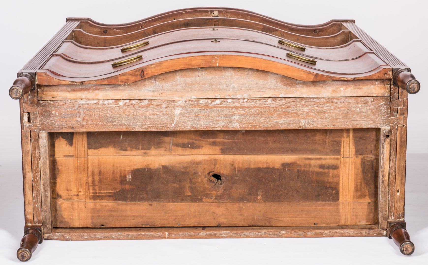 Lot 370: KY Federal Serpentine Chest, pos. Wilson