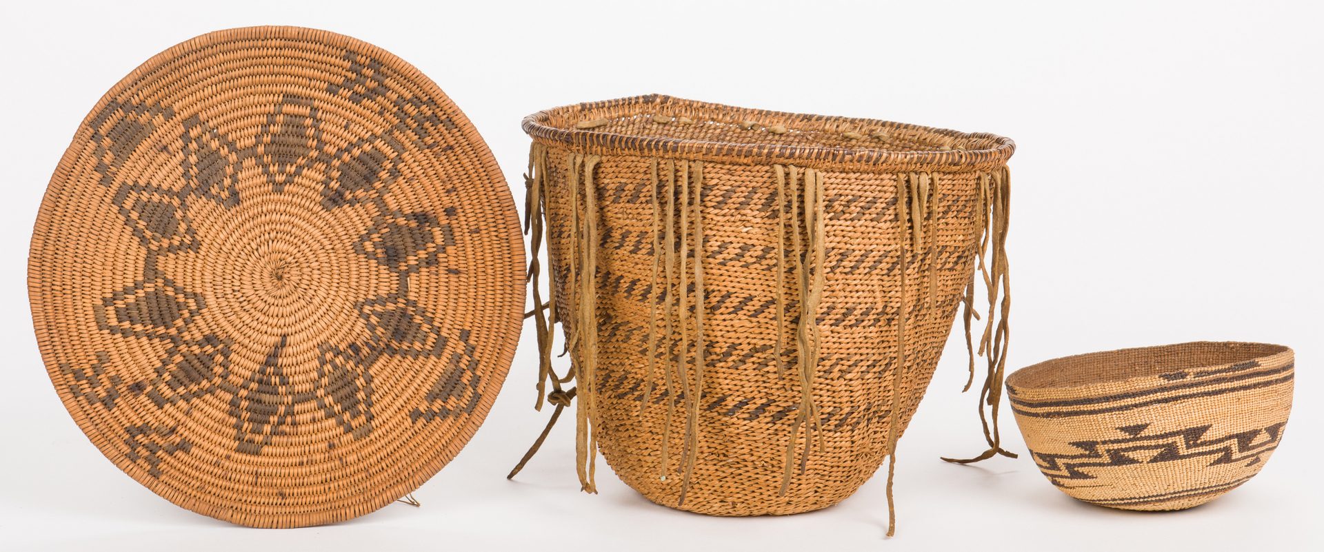 Lot 387: 3 Native American Baskets, inc. Havasupai