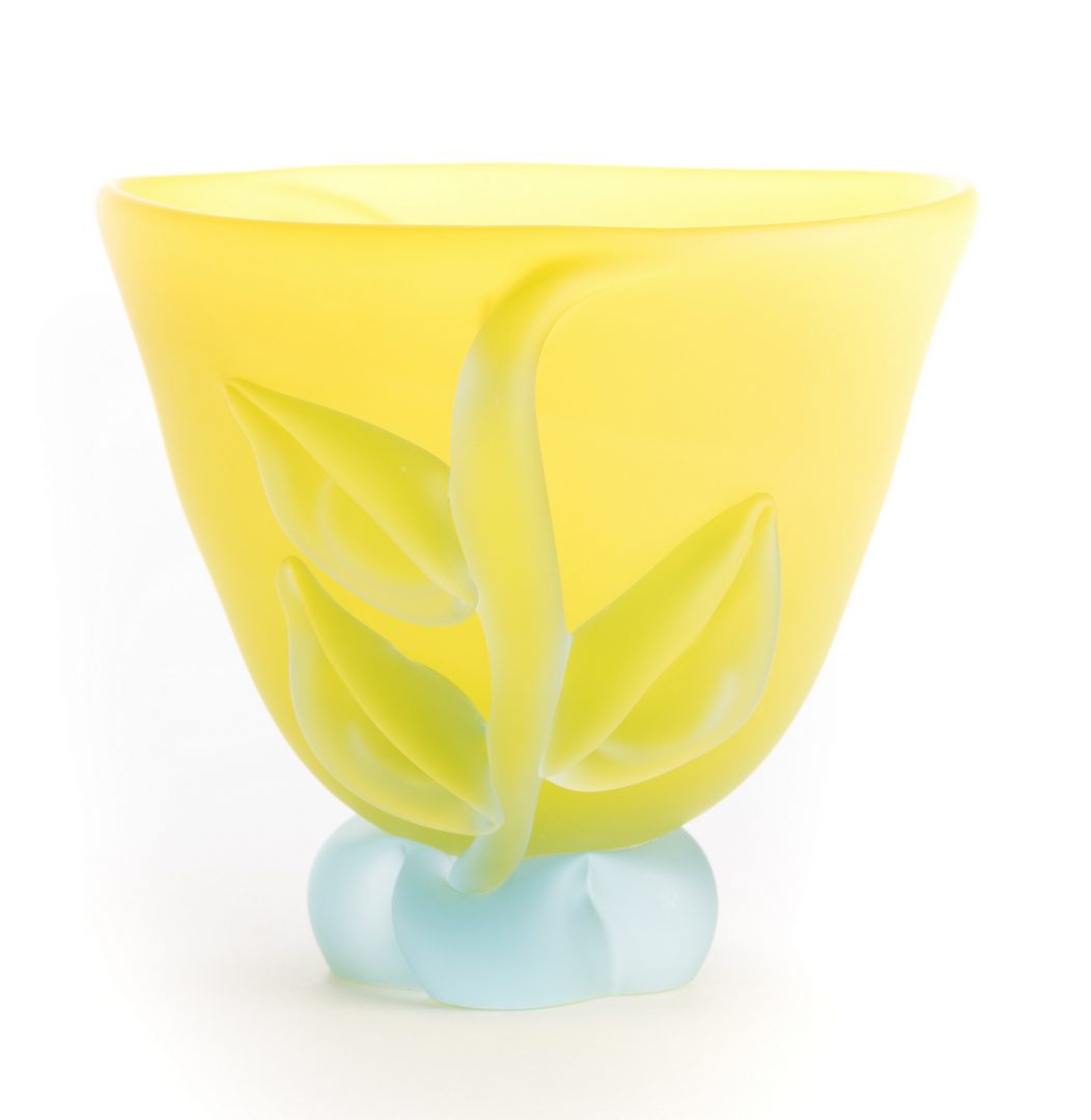 Lot 515: Tommie Rush Art Glass Vase