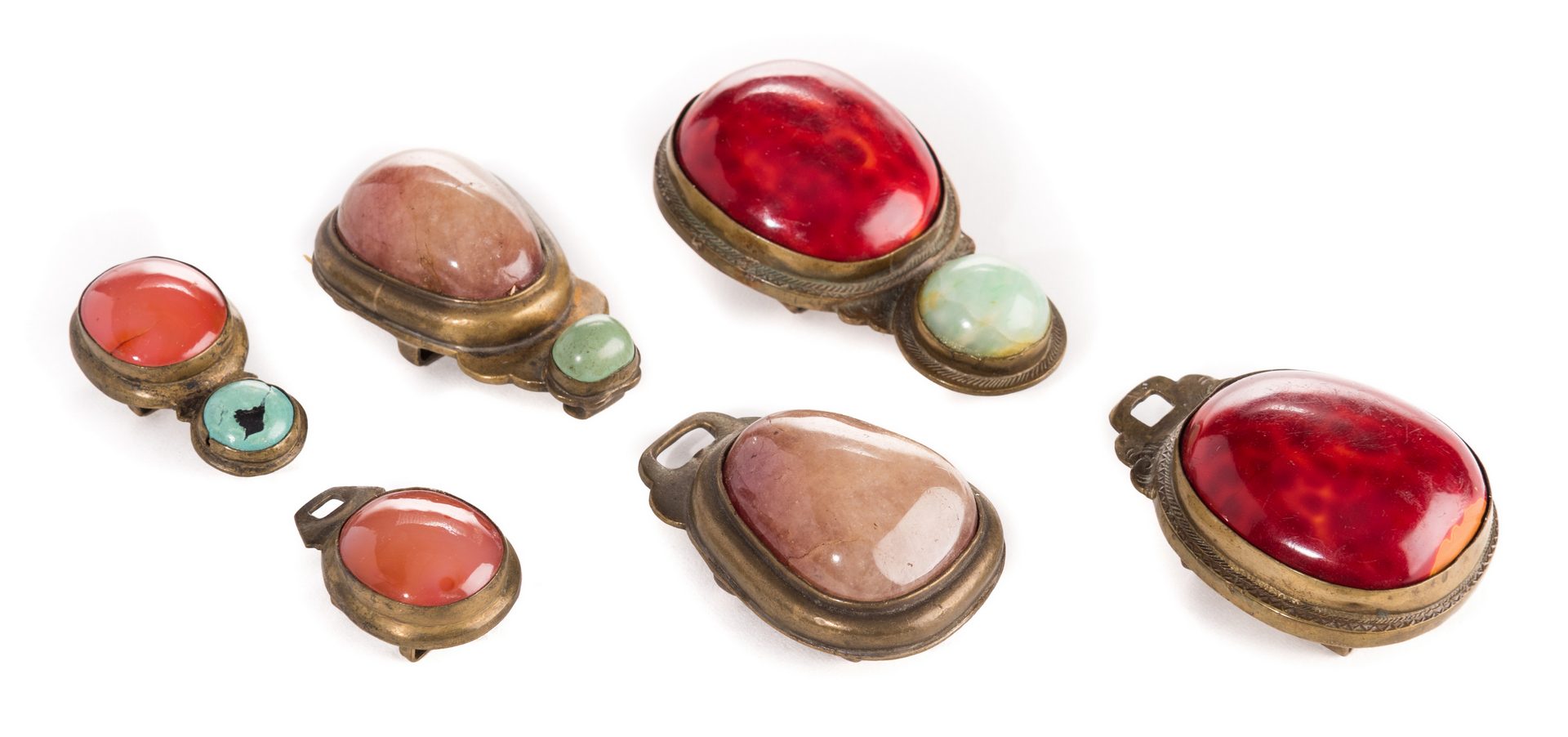 Lot 5: 3 Chinese Agate and Gilt Bronze Belt Buckles