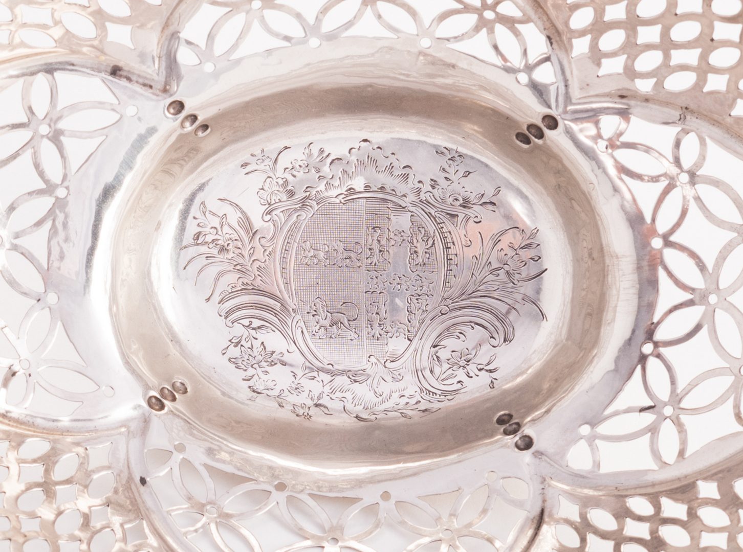 Lot 75: George III Sterling Silver Epergne