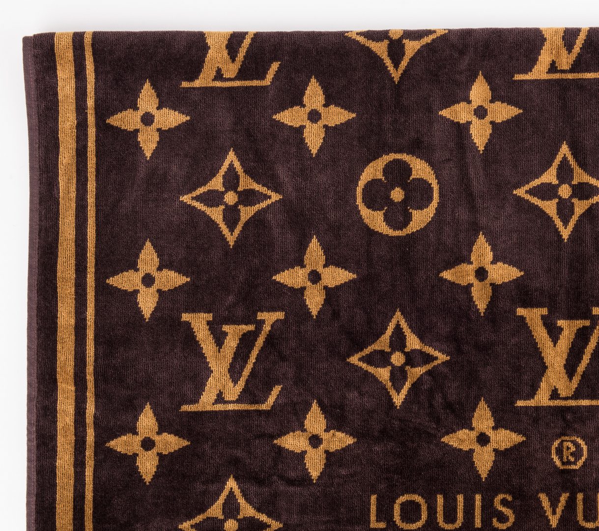 Lot 832: 4 Designor Louis Vuitton Items & 3 Related Books