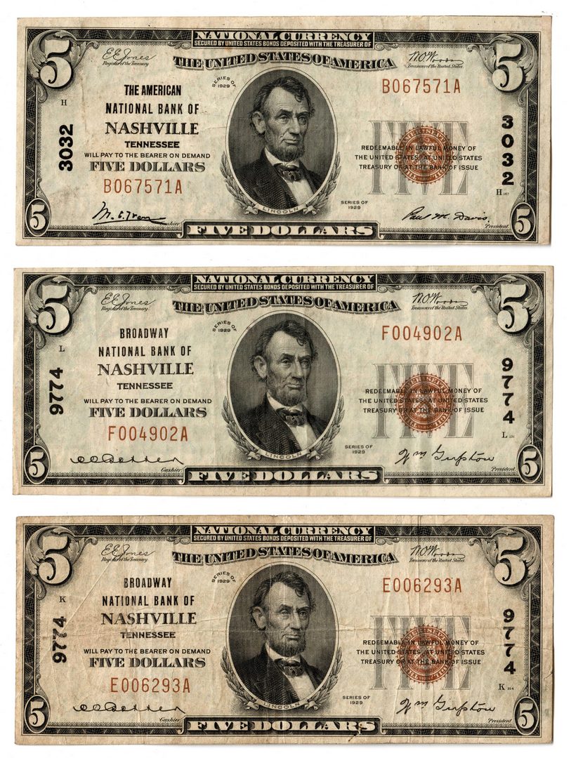 Lot 74: Three 1929 TN $5 Brown Seal National Currency Note