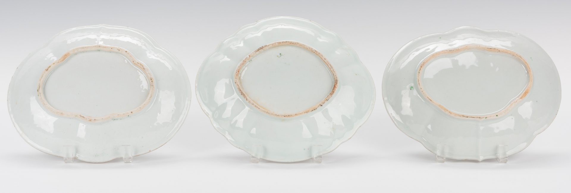 Lot 355: 3 Chinese Rose Medallion Porcelain Dishes, Oval shapes