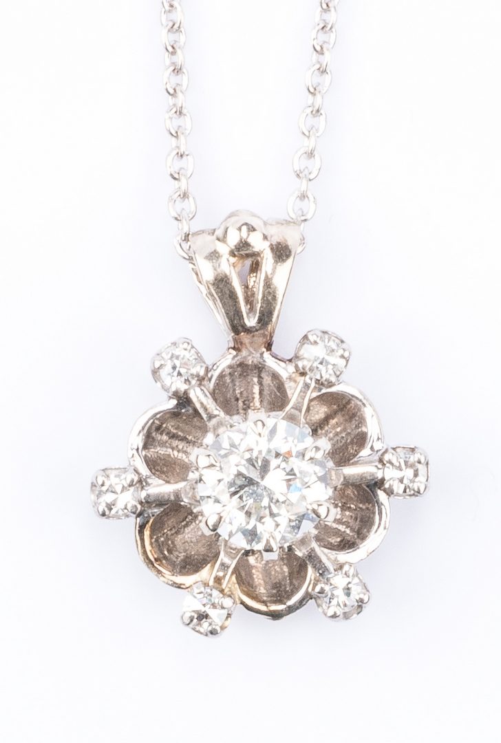 Lot 376: Group Vintage Gold Diamond Jewelry