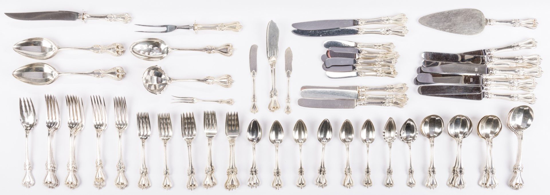 Lot 399: Towle Old Colonial Sterling Flatware, 97 pcs