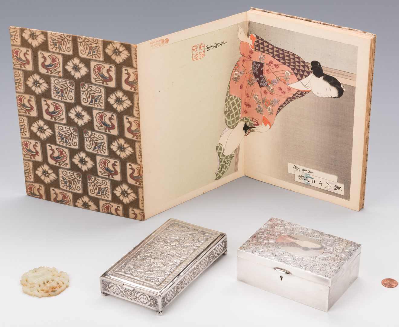 Lot 754: 4 Decorative Items, inc. 2 silver boxes, Japanese accordion book