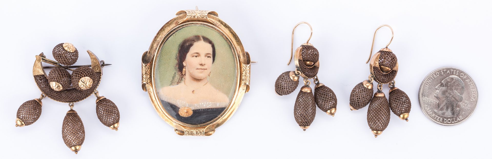 Lot 844: 4 Pcs. Victorian Hair Jewelry