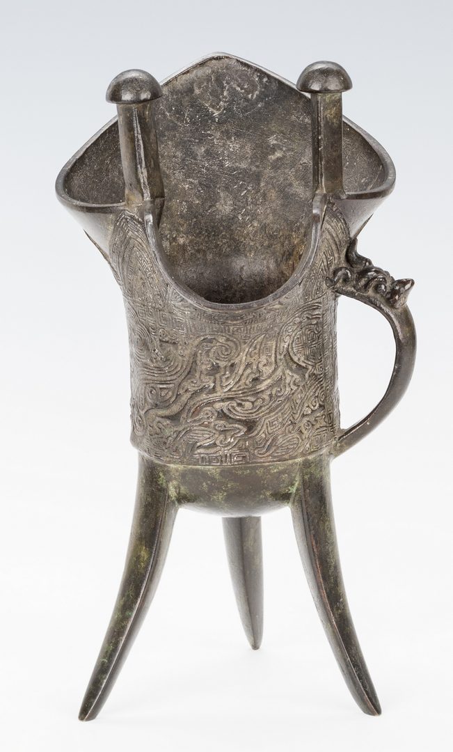 Lot 9: Chinese Archaic Bronze Jue