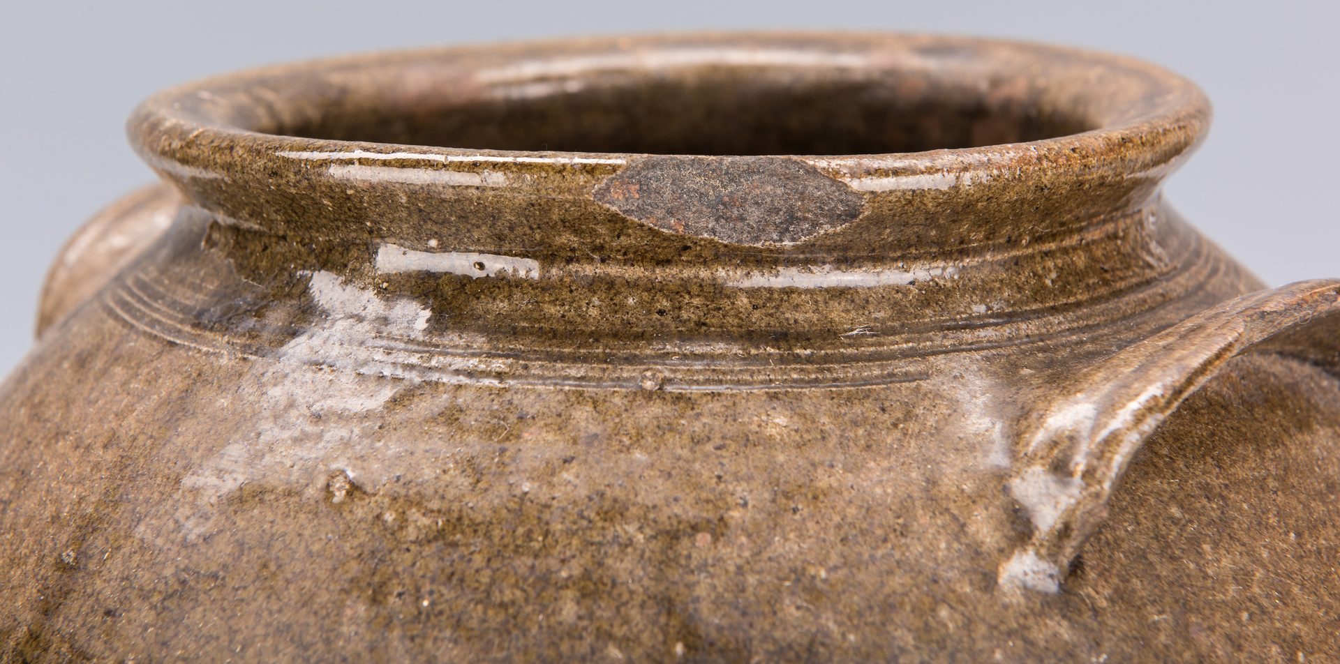 Lot 167: 2 NC Aklaline Glaze Pottery Jars