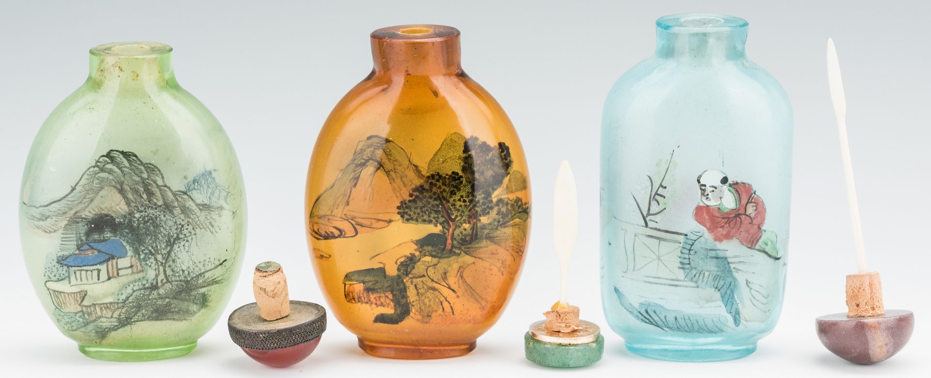 Lot 384: 7 Snuff Bottles, Reverse Painted & Peking Glass