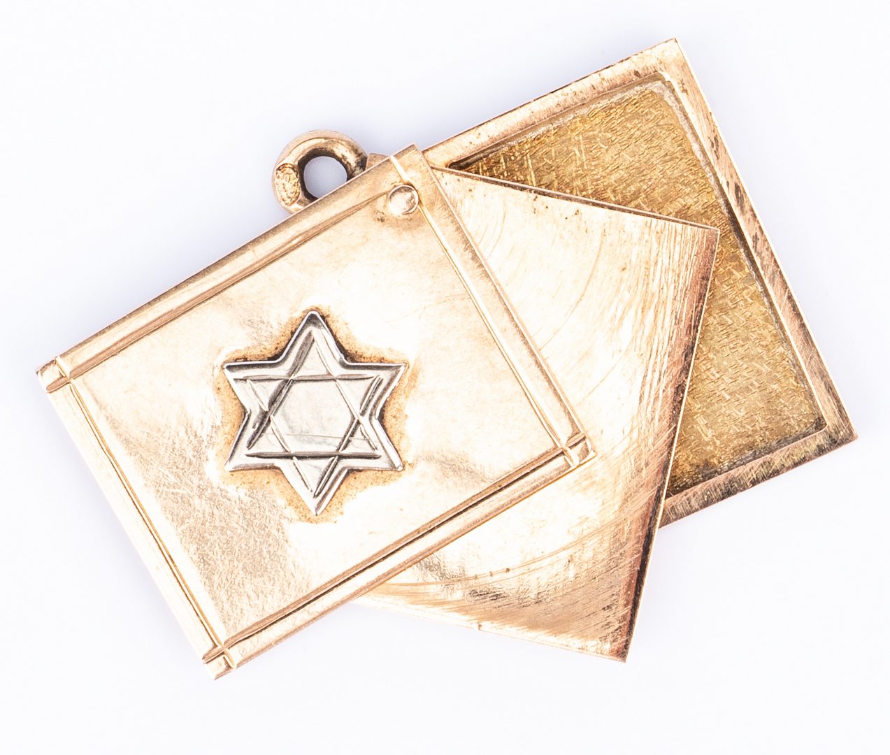 Lot 393: 11 Pcs Gold Jewelry including Judaica