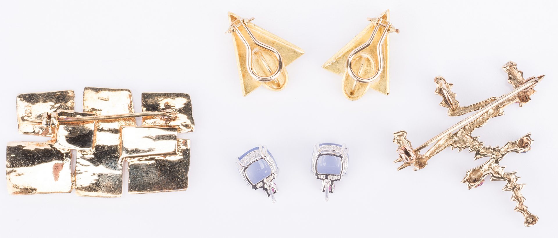 Lot 402: 4 items 14K and 22K Gold Jewelry
