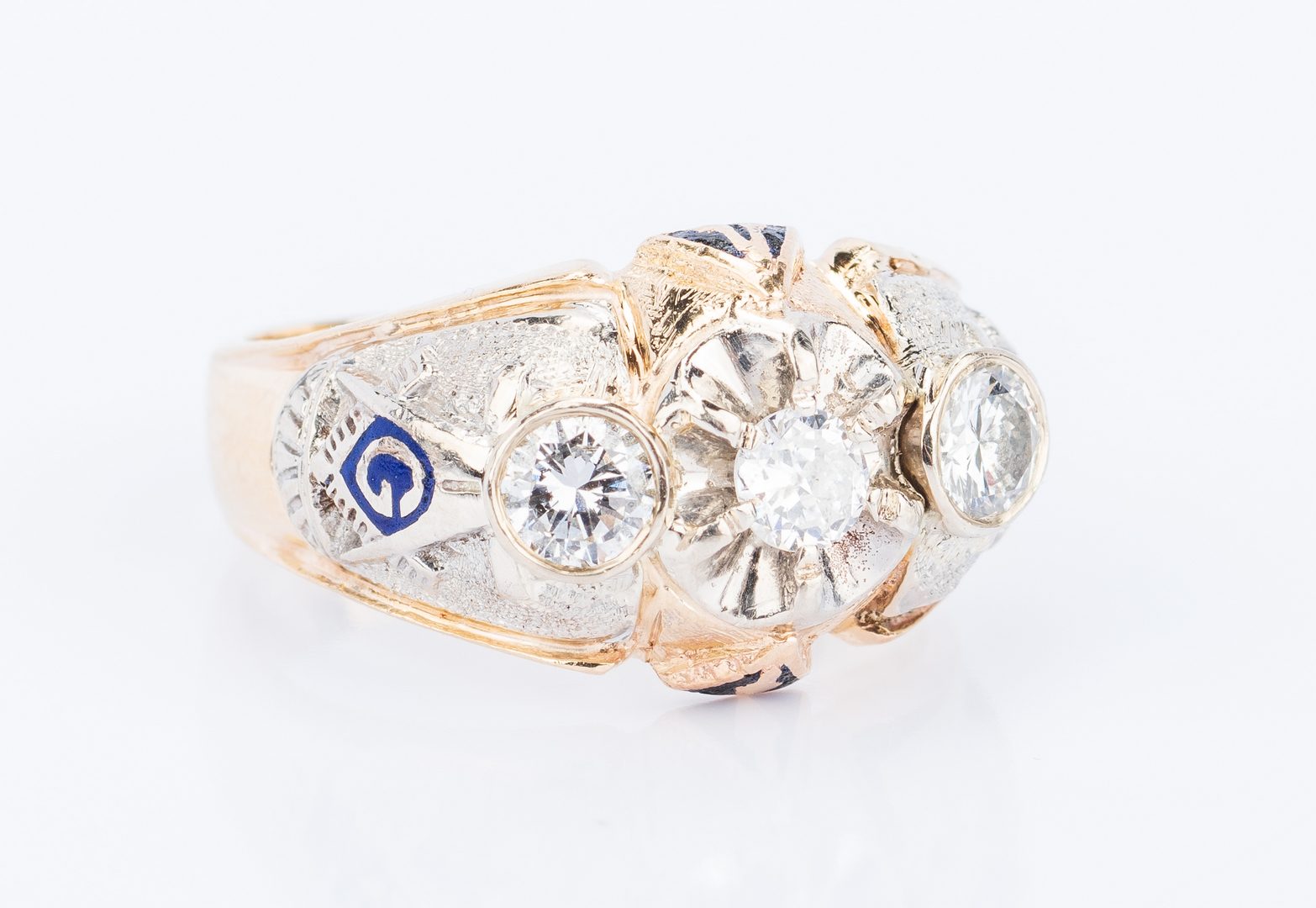 Lot 404: 14K Diamond Blue Lodge Masonic Ring