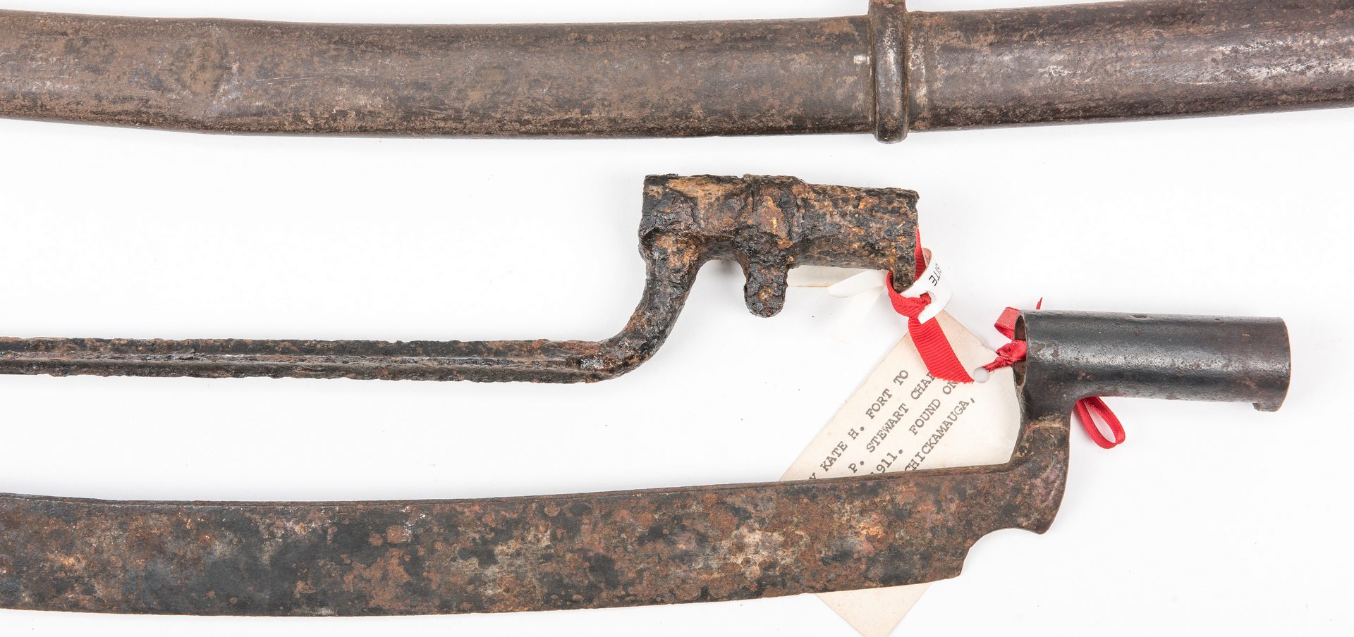 Lot 530: 5 Civil War Edged Weapons, inc. Wristbreaker, Some Relic