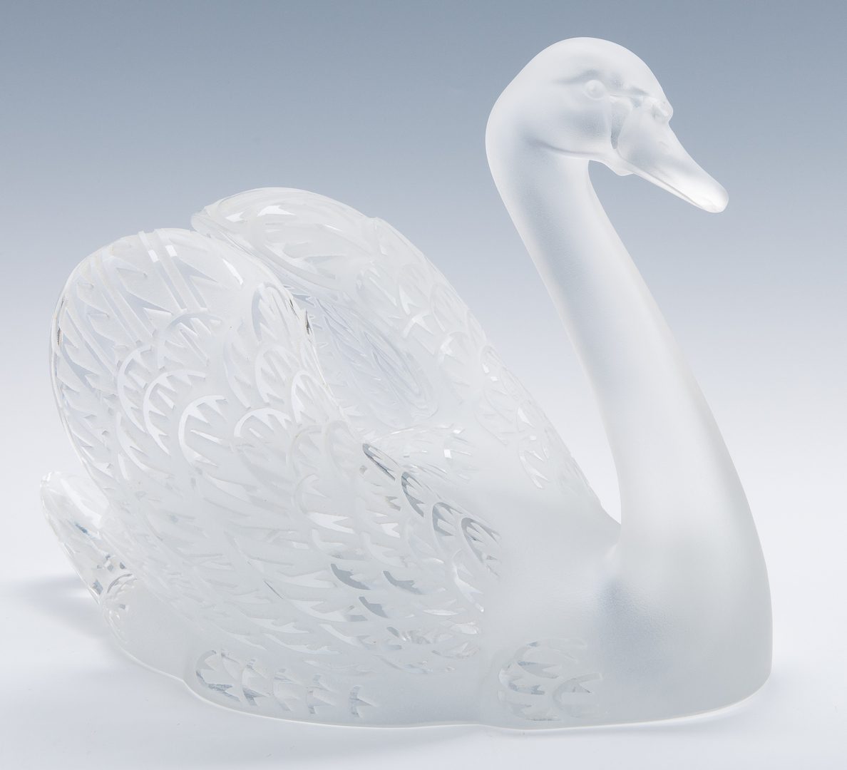 Lot 605: Lalique Crystal Swan on Mirror "Cygne"