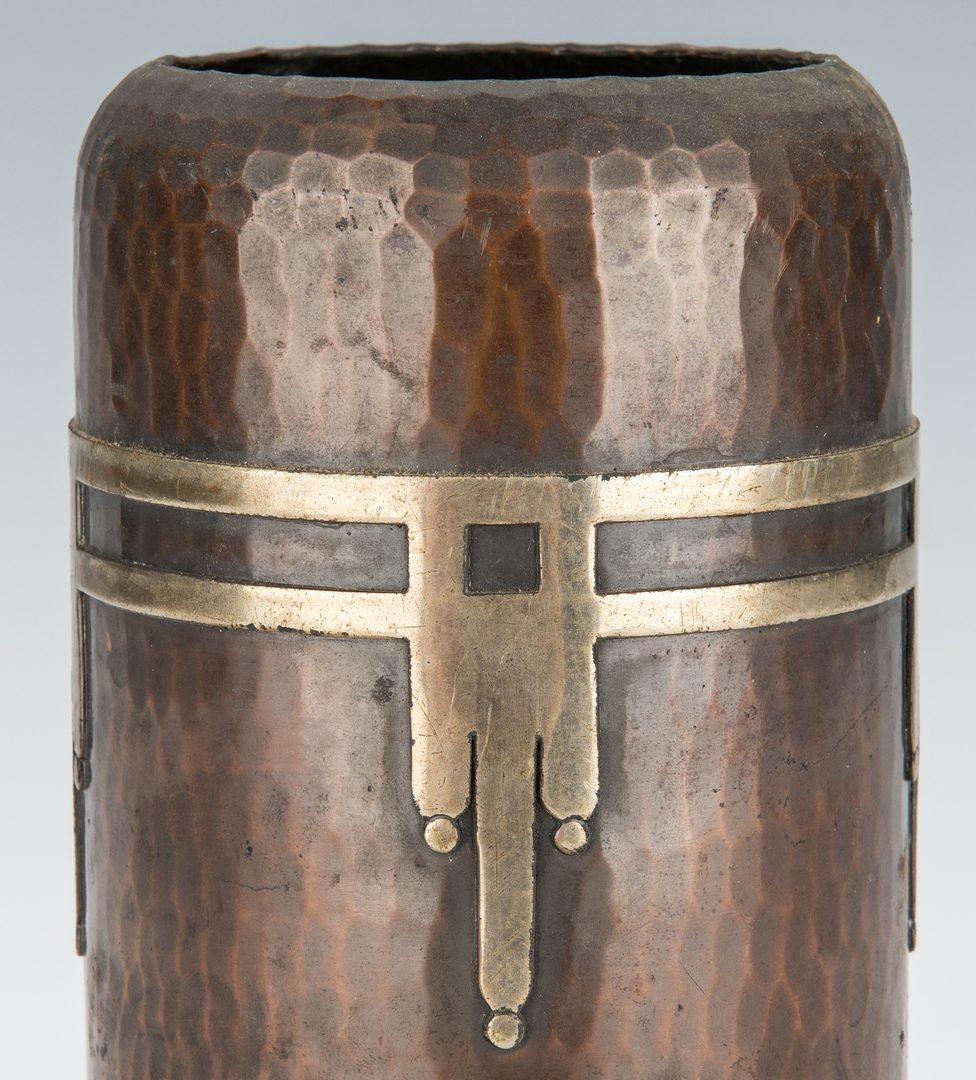 Lot 613: Roycroft Arts & Crafts Bronze vase