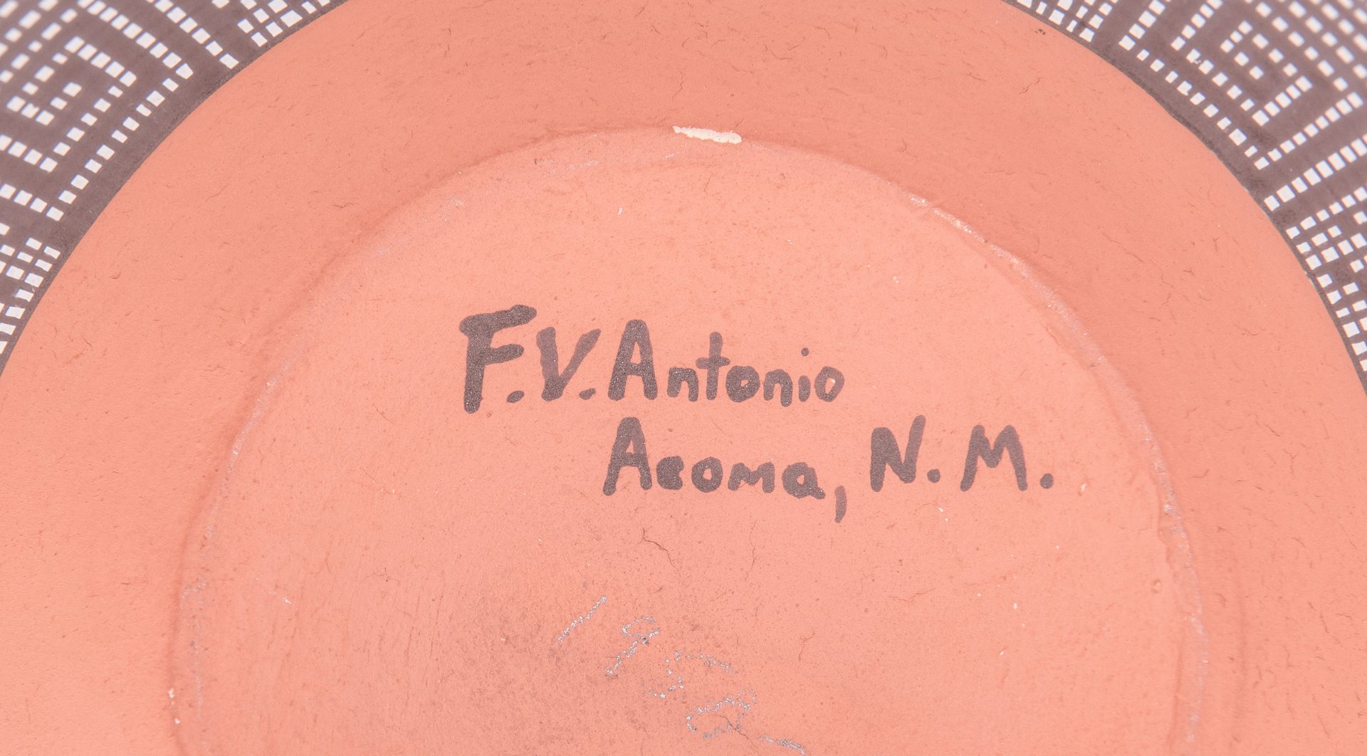 Lot 697: 2 Acoma Pottery Jars, Melissa & Frederica Antonio