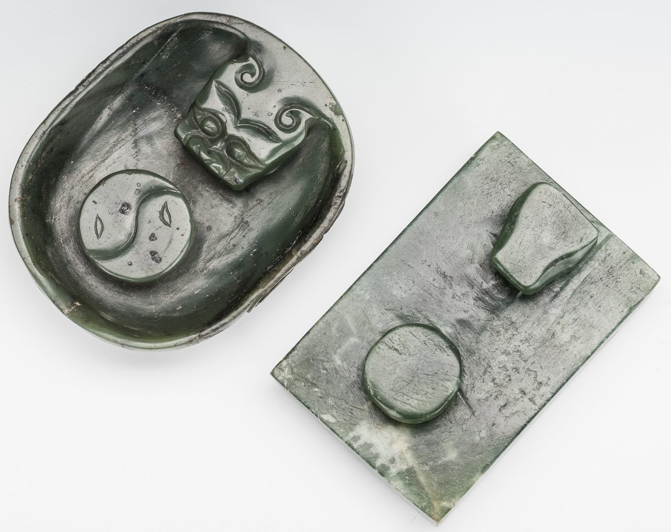 Lot 6: 2 Chinese Spinach Jade Buckles