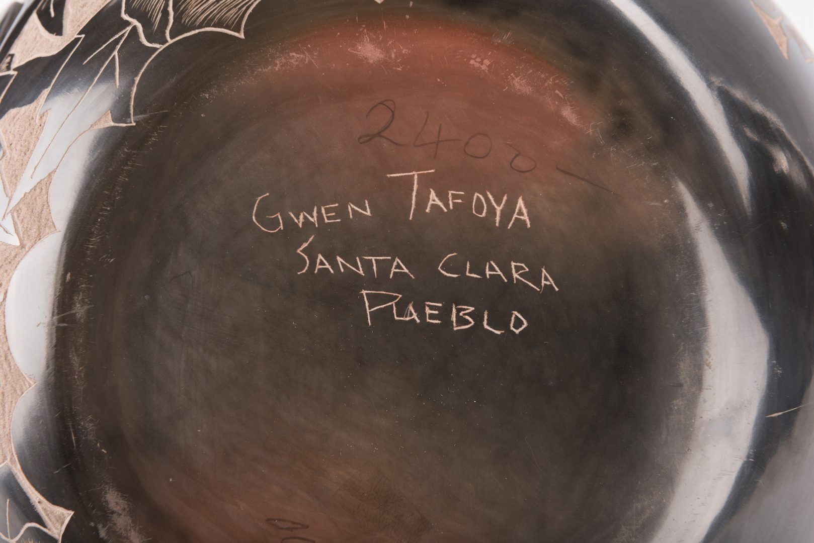 Lot 703: 2 Gwen Tafoya Santa Clara Blackware Jars