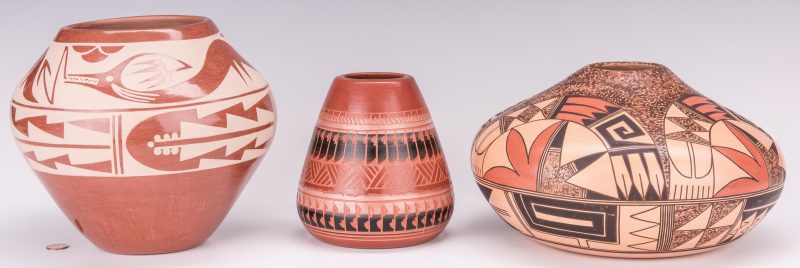 Lot 799: 3 Native American Pottery Jars, 20th c.