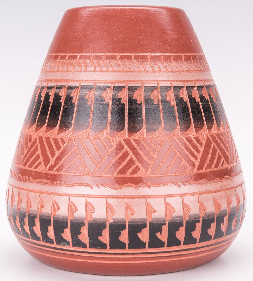 Lot 799: 3 Native American Pottery Jars, 20th c.