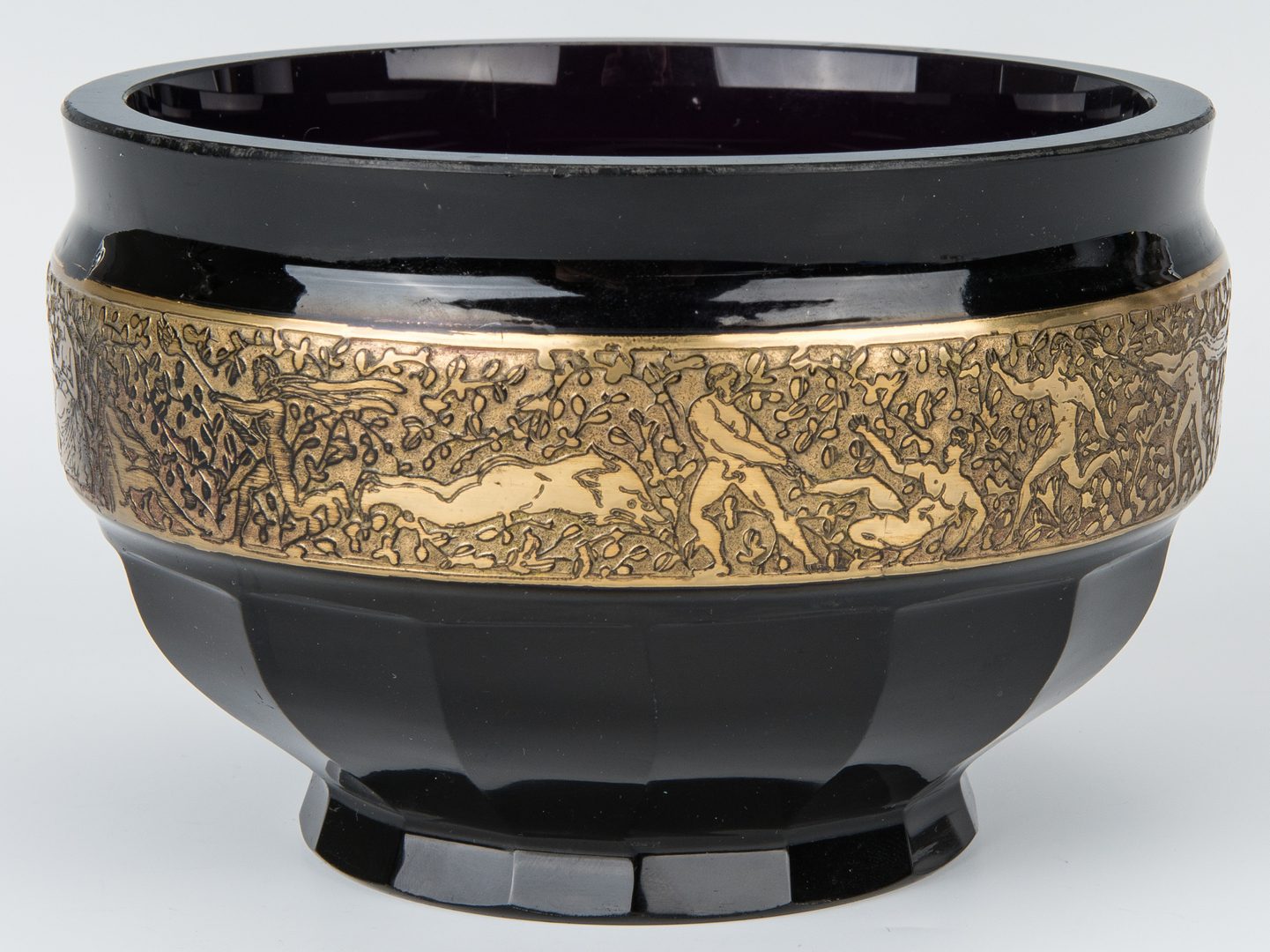 Lot 247: Moser Style Amethyst & Gold Encrusted Bowl