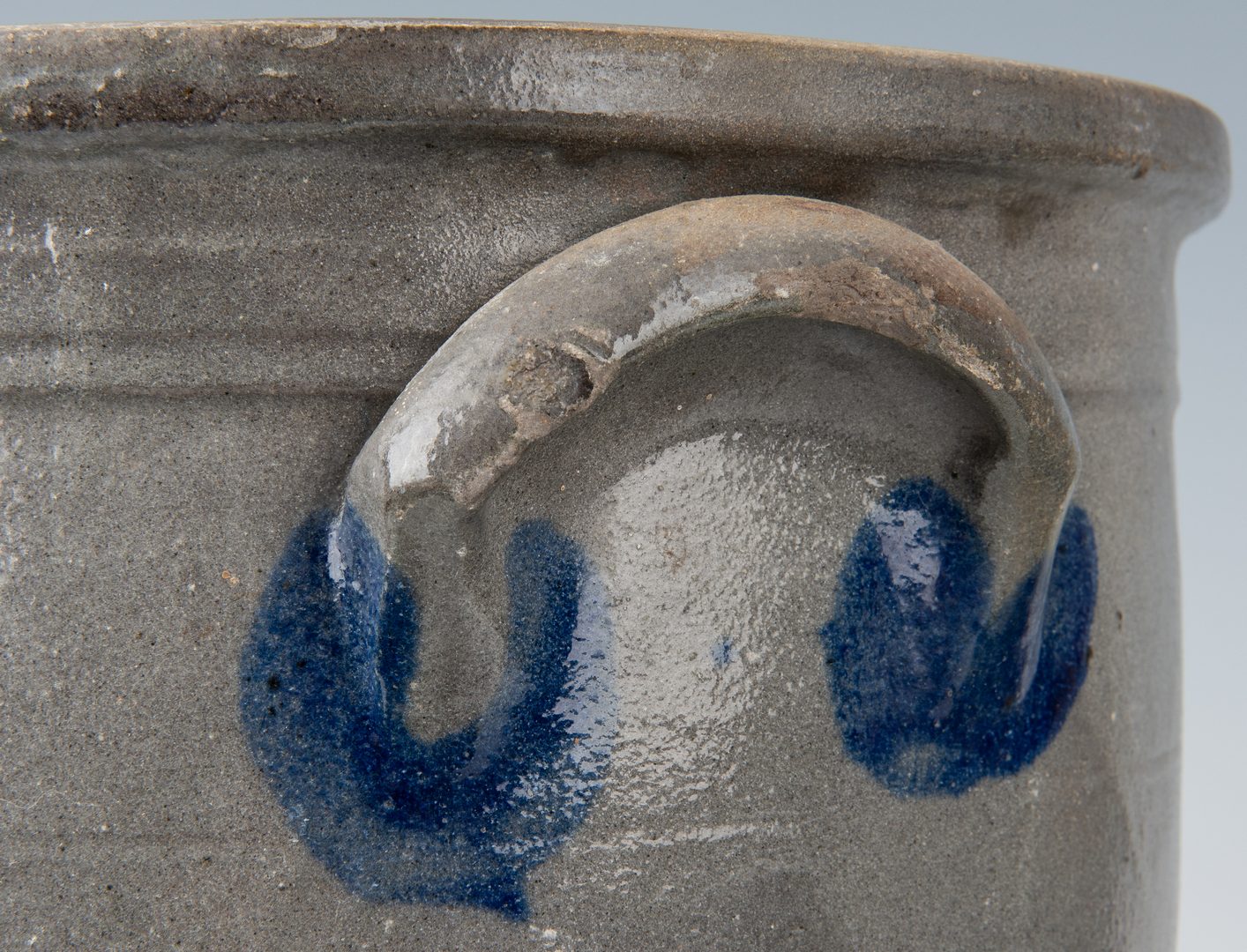 Lot 258: 2 Mid-Atlantic Cobalt Decorated Stoneware Items