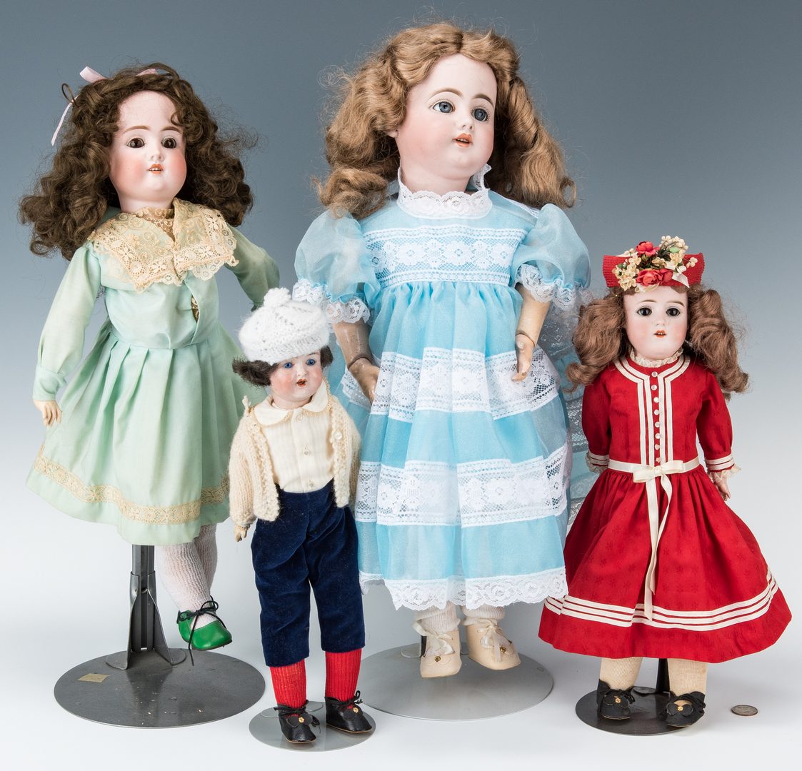 Lot 425: 4 German Girl Dolls, inc. Schoenau & Hoffmeister