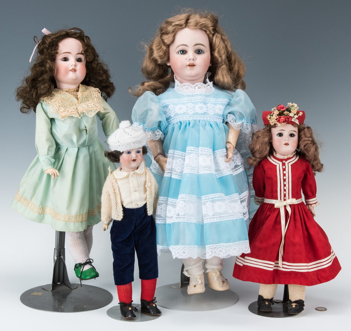 Lot 425: 4 German Girl Dolls, inc. Schoenau & Hoffmeister