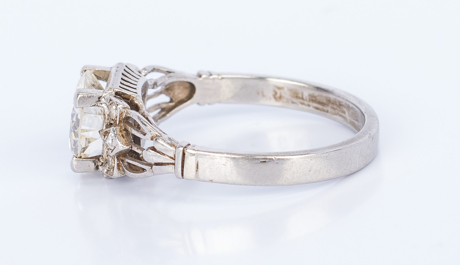 Lot 172: Vintage 1.64 ct Diamond Platinum Ring | Case Auctions