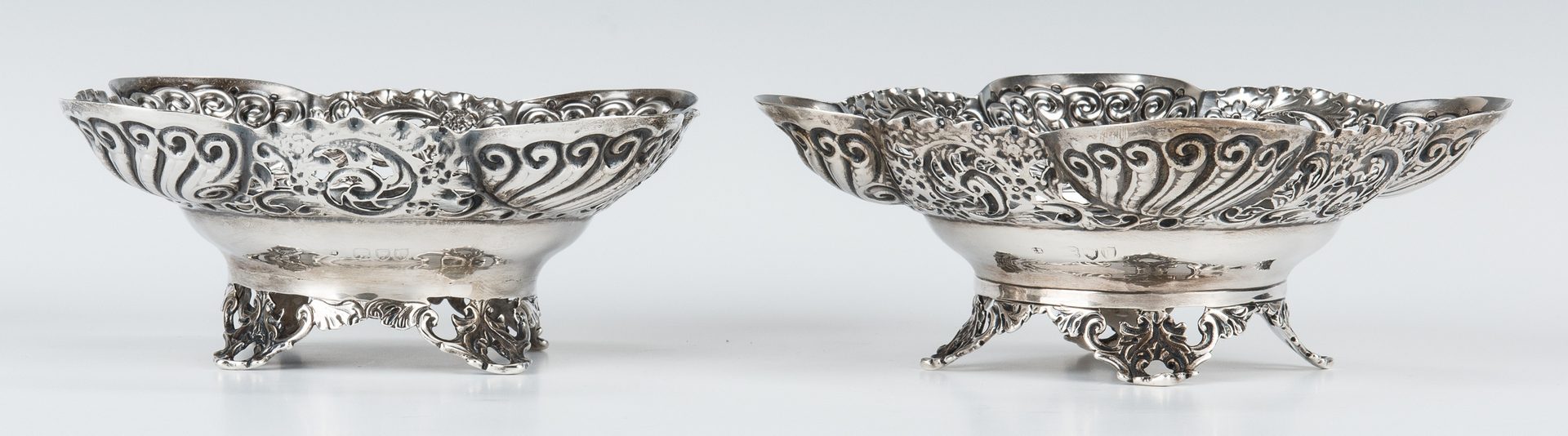 Lot 200: 3 Art Nouveau Period English Sterling Table Items