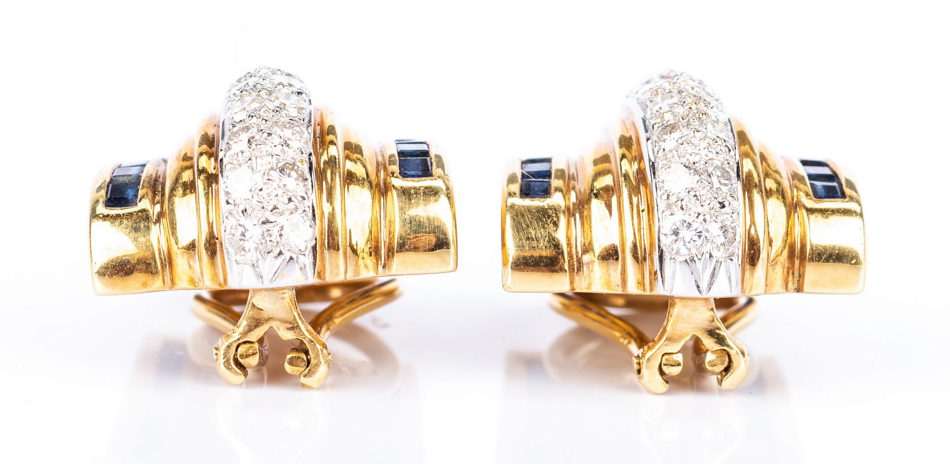 Lot 432: 18K Fashion Sapphire Diamond Earrings